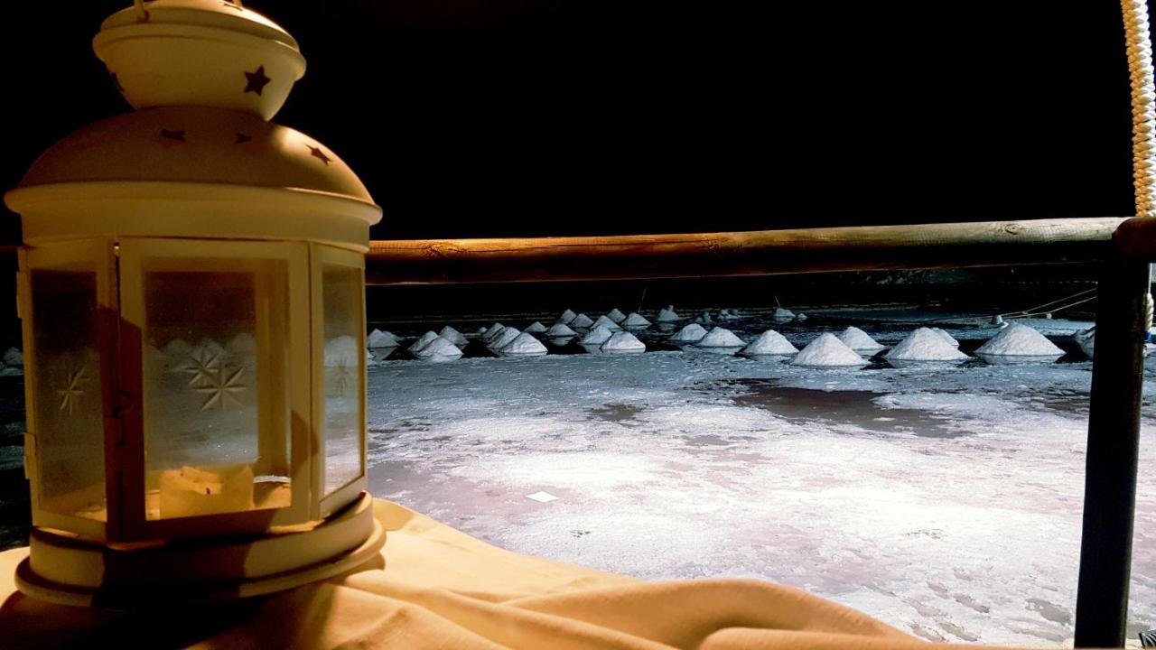 トッレ・ヌビア Sole Mare Sale Bed & Breakfast エクステリア 写真