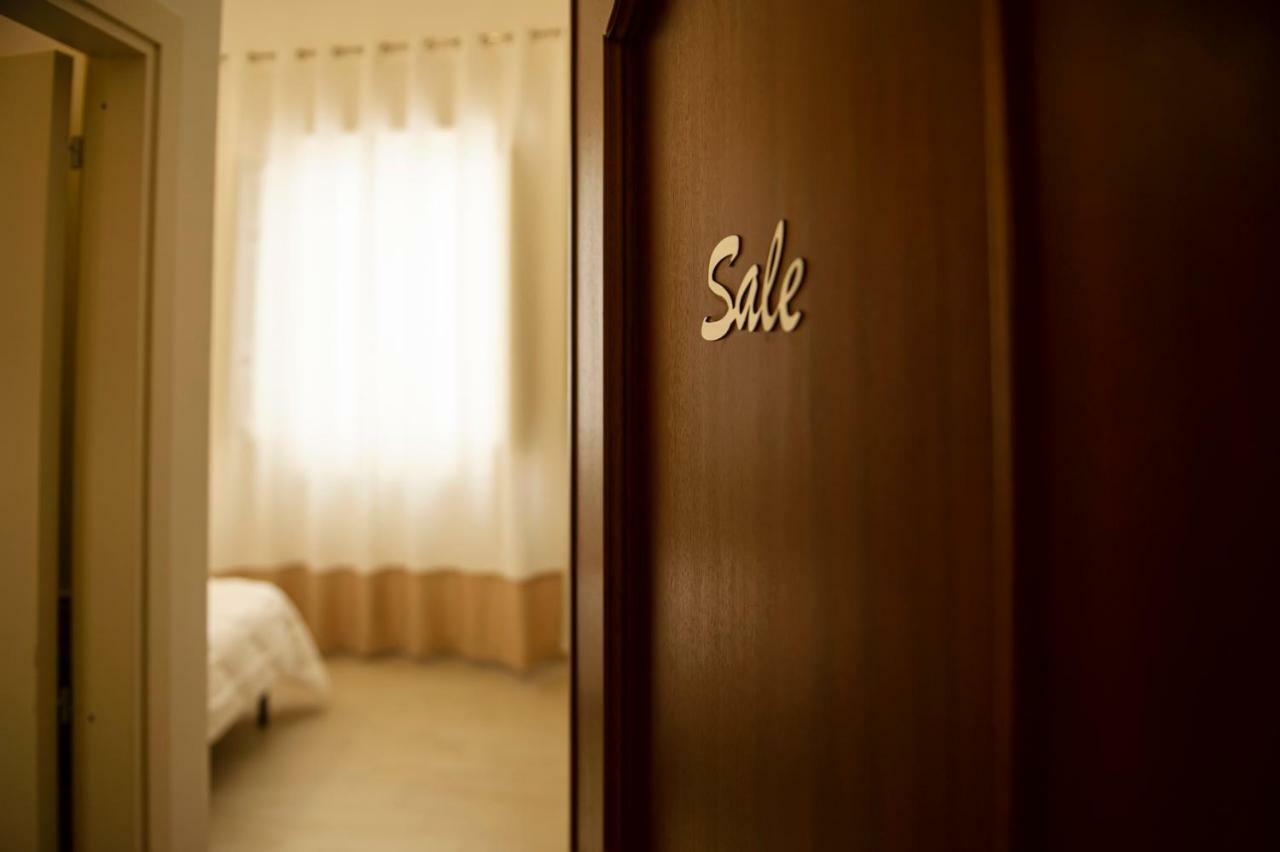 トッレ・ヌビア Sole Mare Sale Bed & Breakfast エクステリア 写真